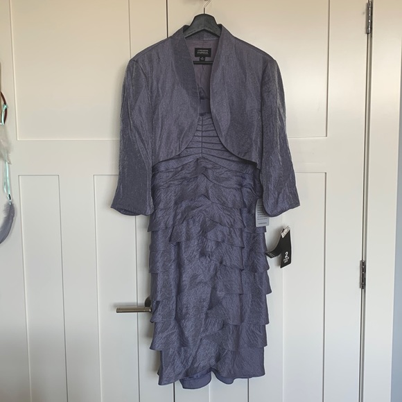 Adrianna Papell Occasions 2 Piece, Mother of the Bride Dress - Picture 14 of 15